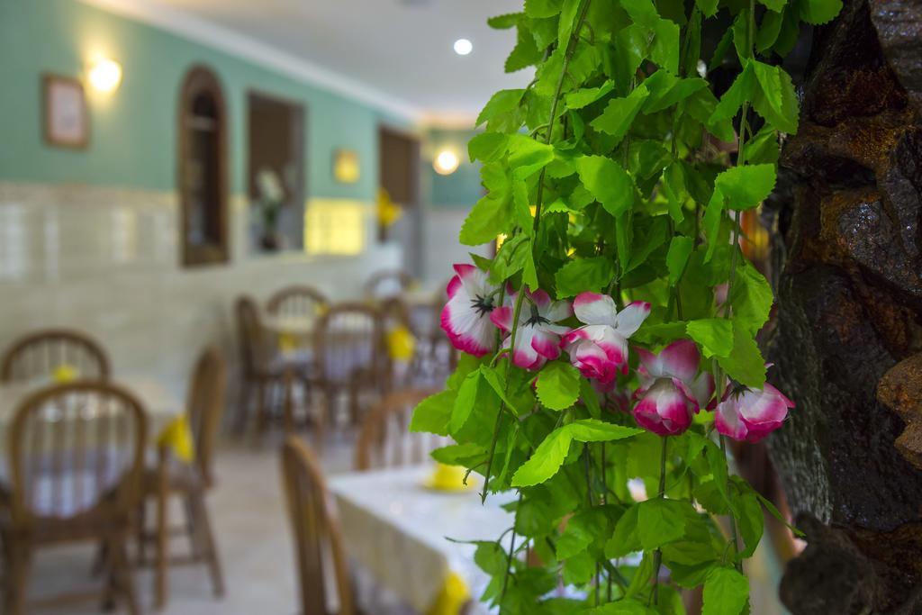Recanto Da Canela Amarela Hotel Парати Екстериор снимка