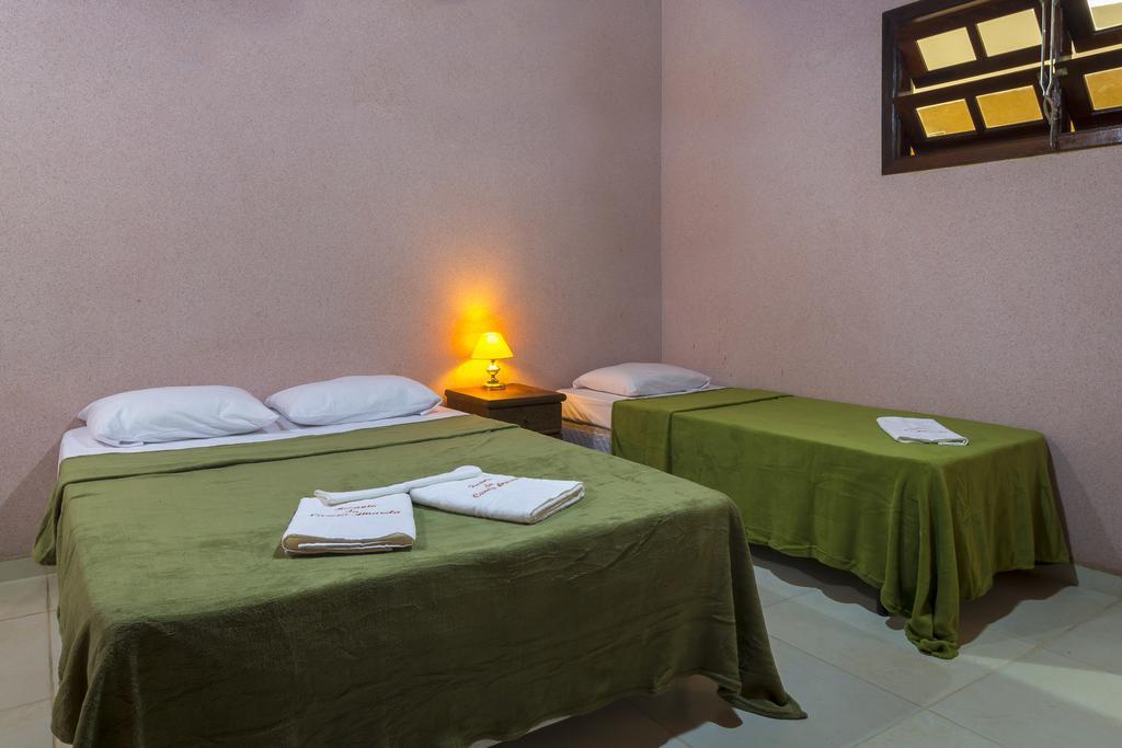 Recanto Da Canela Amarela Hotel Парати Екстериор снимка